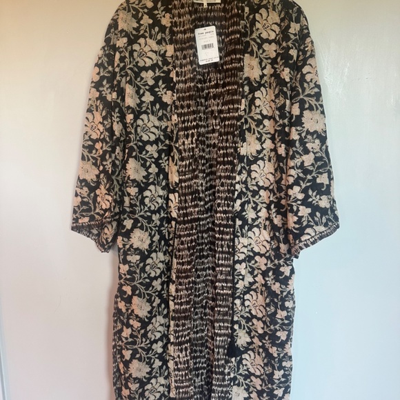 Free People Robe - Picture 4 of 5